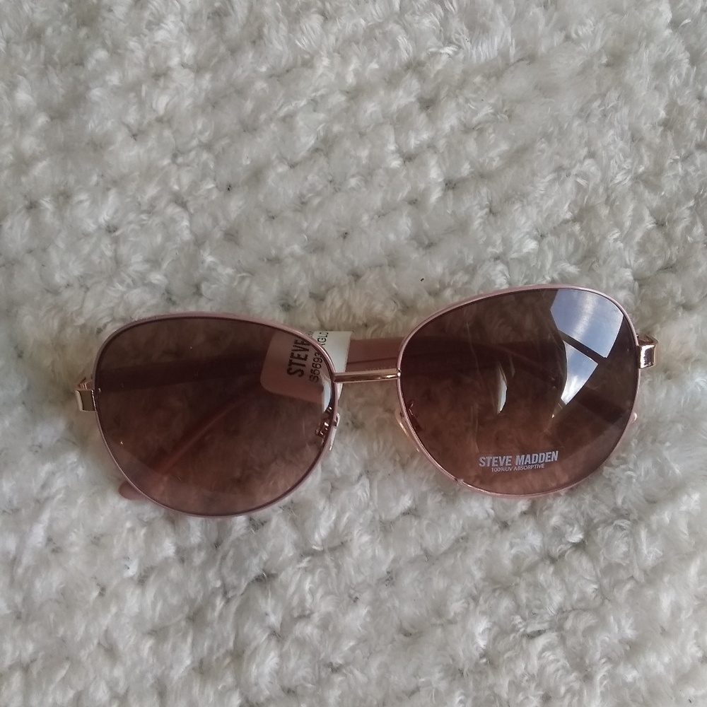 Steve Madden Sunglasses